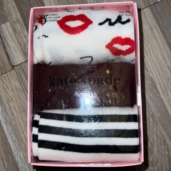 kate spade Accessories - Kate spade New York, 3 pack crew socks